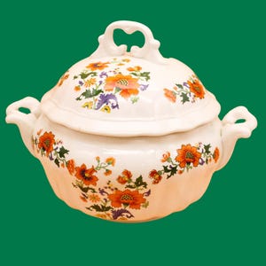 SOUP TUREEN French earthenware Orchies Moulin des loups flower motif, Chenonceaux model