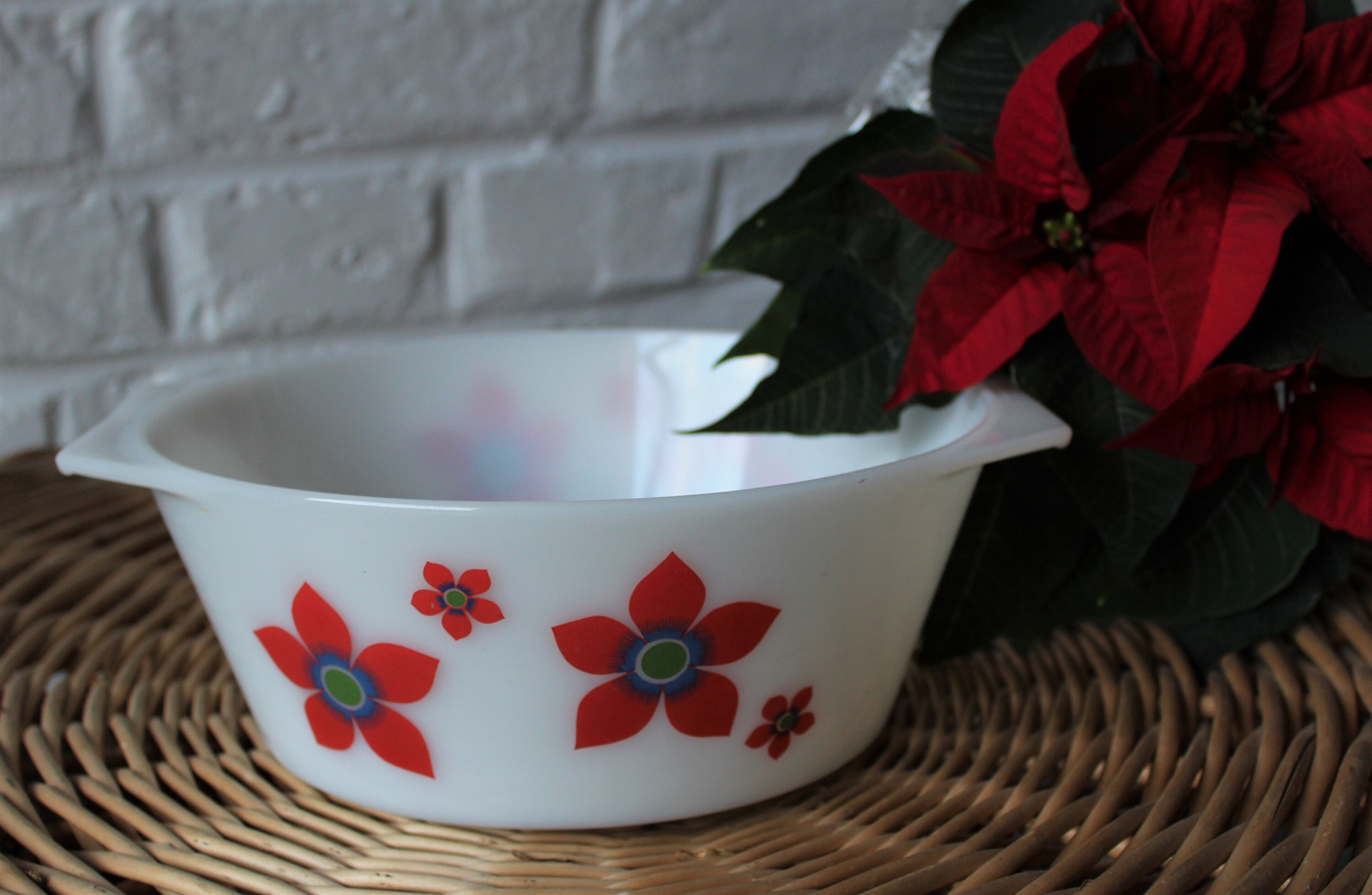 Plat de Service Vintage Arcopal Plat Allant Au Four, Motif Fleur Rouge, Années 70, Cuisine Arcopal, 