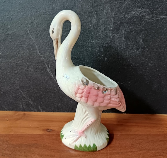 Small vintage kitsch flamingo planter