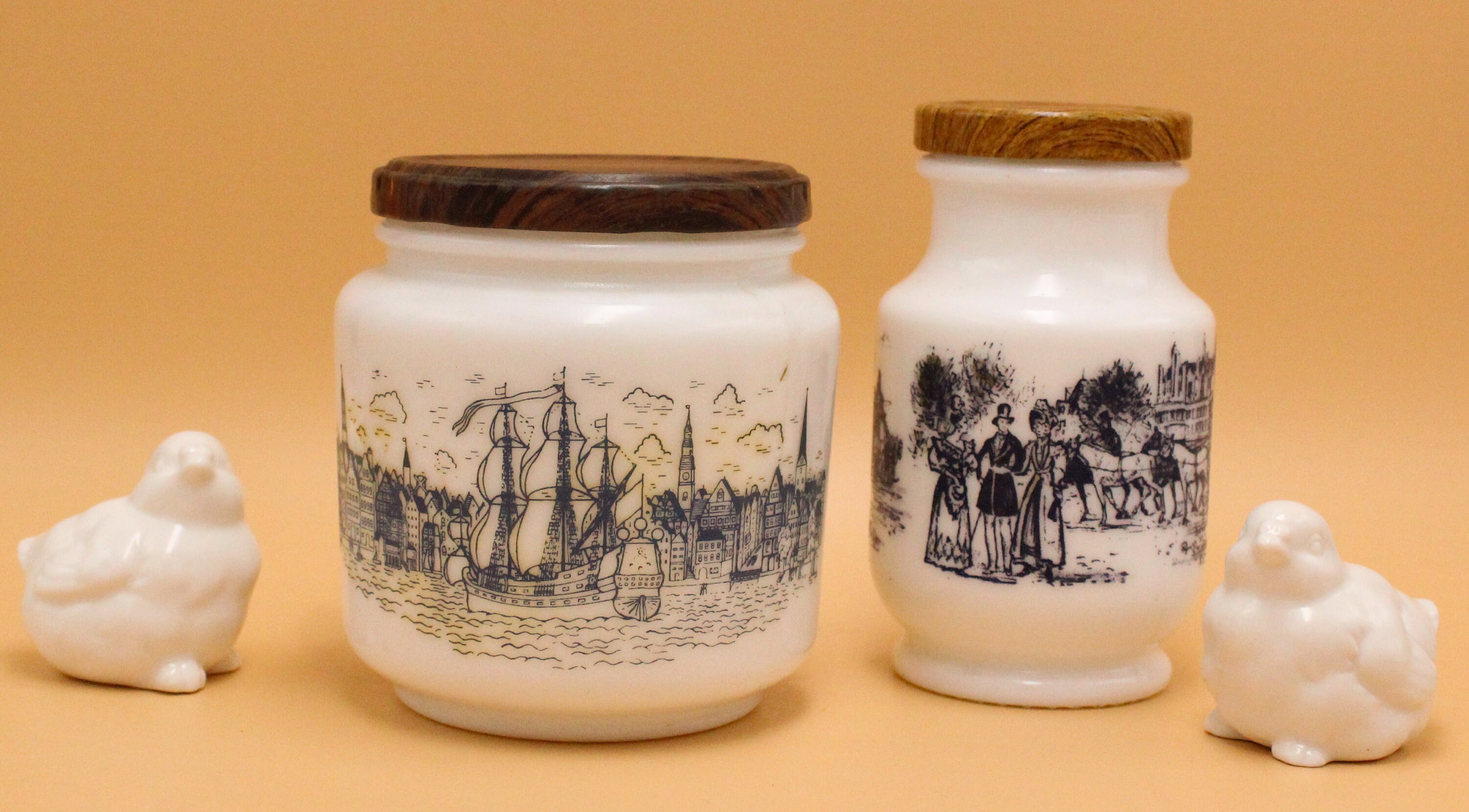 2 Pots en Opaline Blancs, Pots de Verre Lait Français Vintage