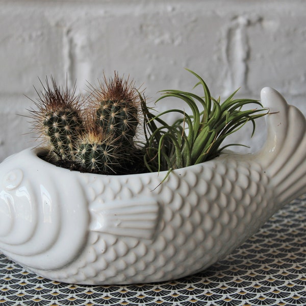 Small CACHE POT white vintage fish, ceramic plant door, France