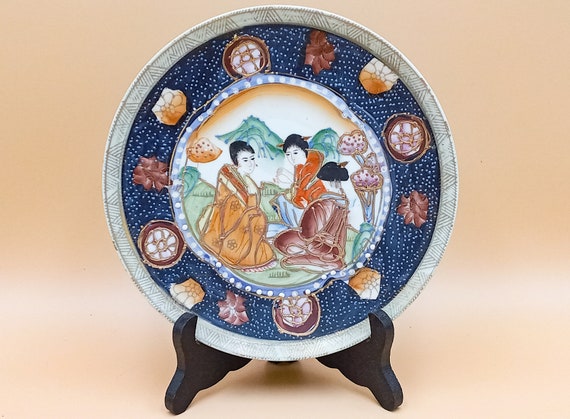 PLATE vintage hand-painted porcelain Japan