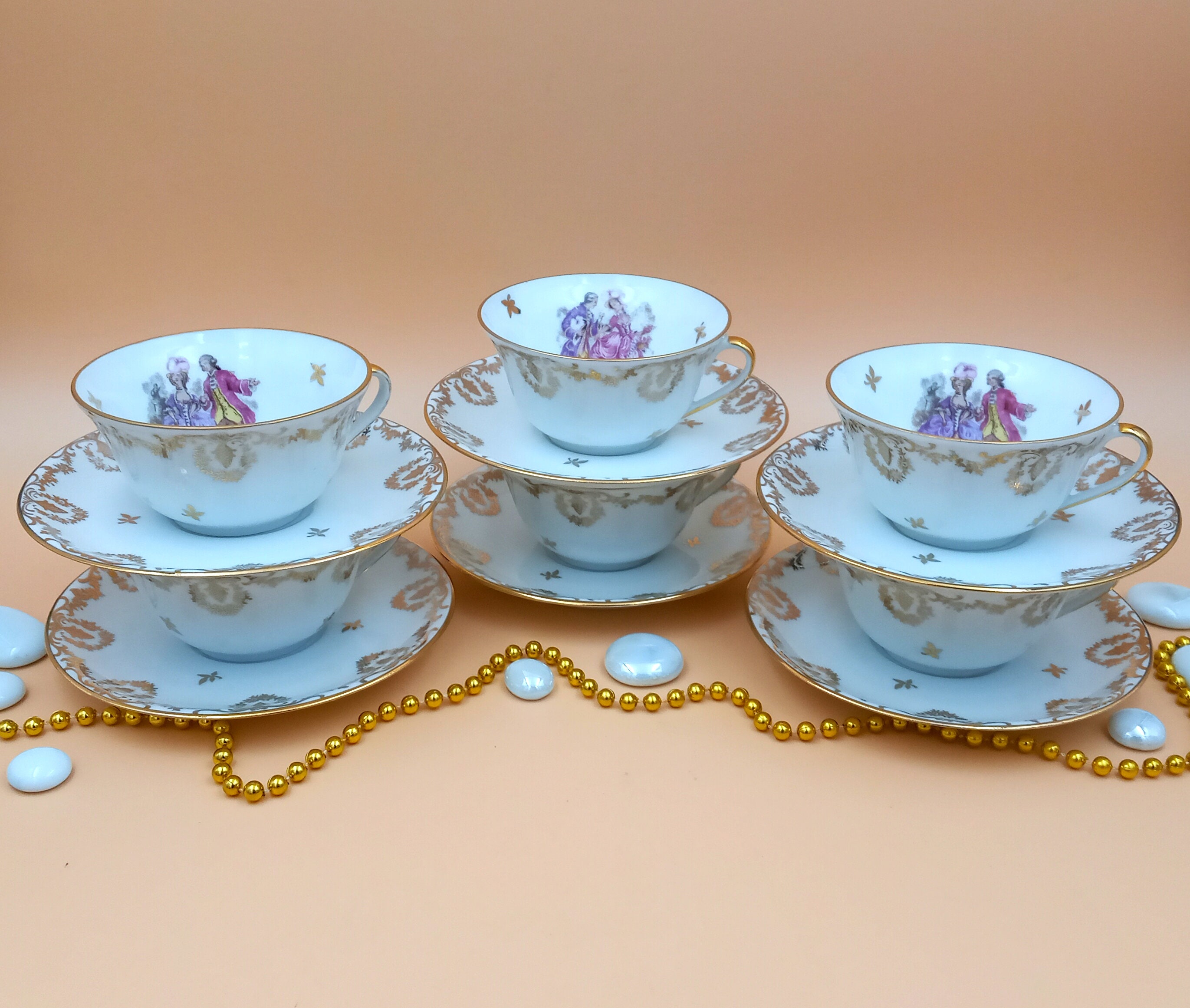 Beautiful Rare Coffee Service From Wloclawek Porcelana Made in Poland White  Lilac-like Color With Mother-of-pearl Effect With Romantic Picture 
