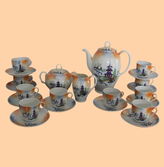 Superb COFFEE SERVICE in fine porcelain made by the Victoria china Czechoslovakia Manufacture,