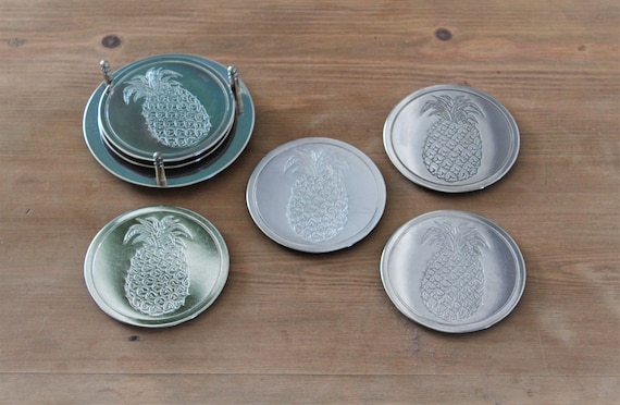 6 COASTERS silver metal pineapple decor
