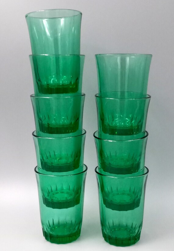 GLASSES 10 cl Retro emerald green France 1970 by 6 or 7