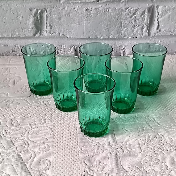 6 GLASSES 12 cl Retro emerald green glass France, small vintage glasses