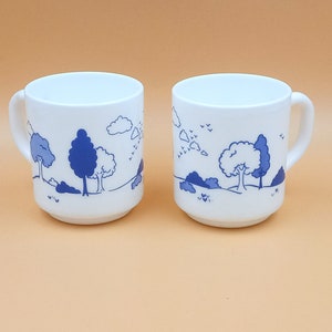 2 MUGS Arcopal France white opaline vintage blue landscape pattern