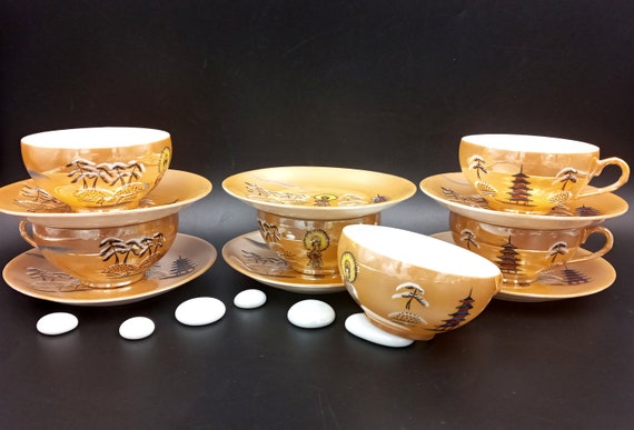 6 vintage Asian fine porcelain coffee cups with Geisha design, 1960