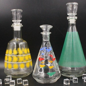 CARAFE Luminarc Liqueur France vintage conical shape 60s