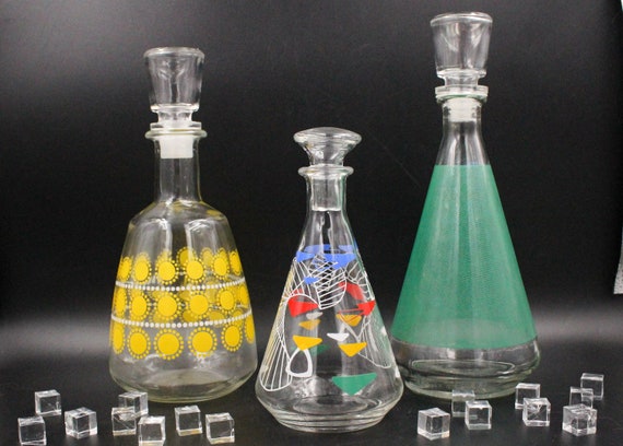 CARAFE Luminarc Liqueur France vintage conical shape 60s