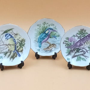 3 miniature porcelain plates with vintage bird motif from Yves Rocher