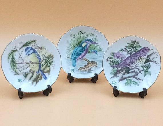 3 miniature porcelain plates with vintage bird motif from Yves Rocher