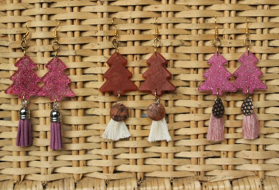Handmade Christmas tree resin earrings, 3 colors, festive earrings