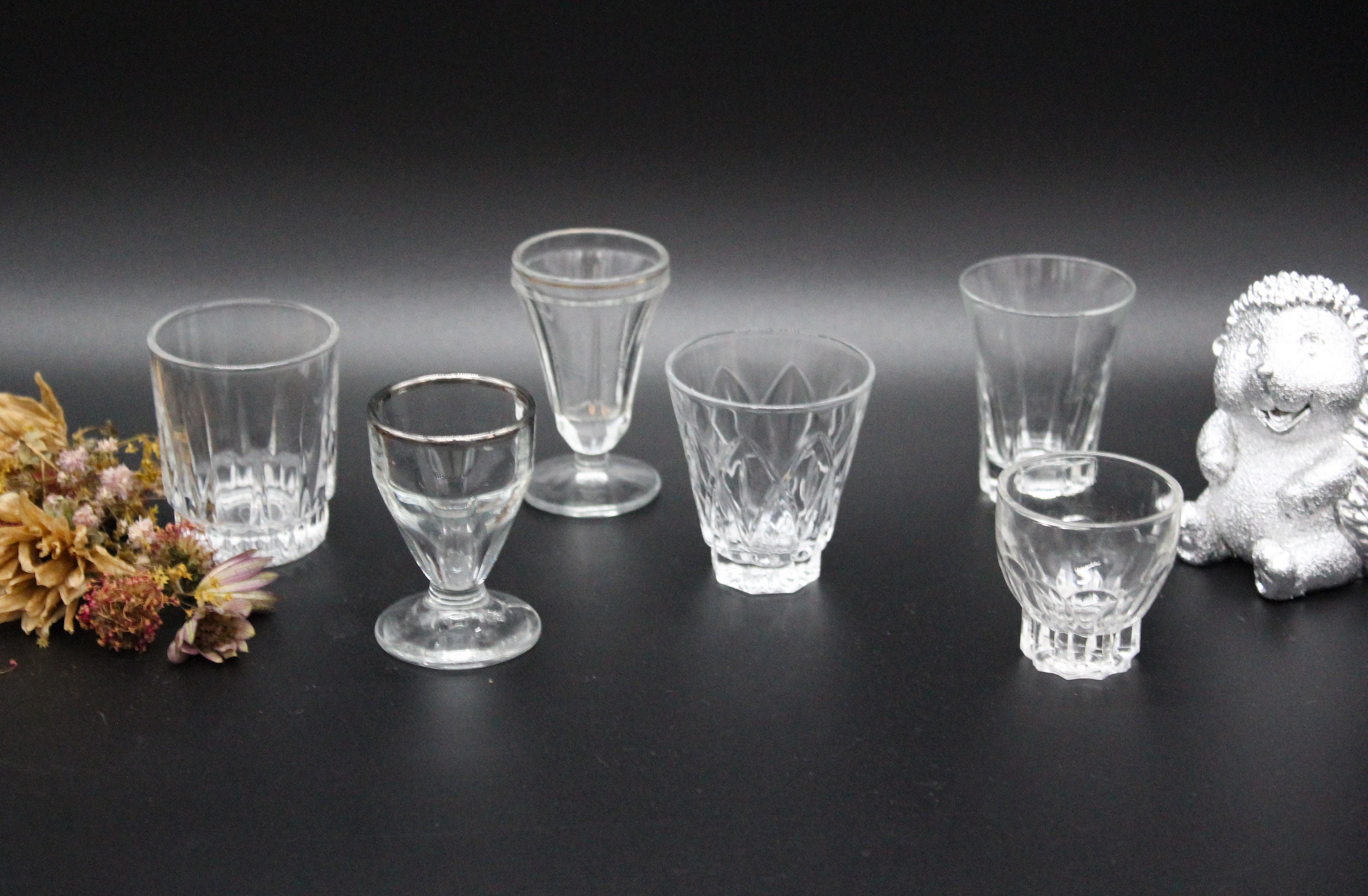 Lot de 6 Verres à Liqueur Vintage Dépareillés Pour Donner Une Touche Actuelle Votre Table