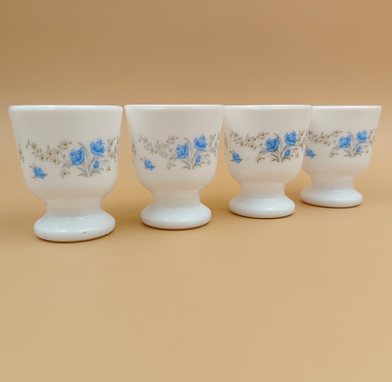4 VINTAGE EGG CUPS Arcopal France, milk glass, opaline “romantic” pattern