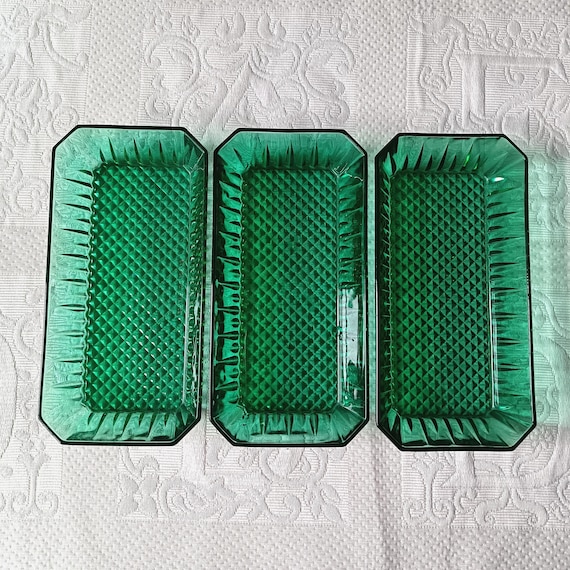 3 ARCOROC RAVIERS in vintage emerald green molded glass, appetizer dishes