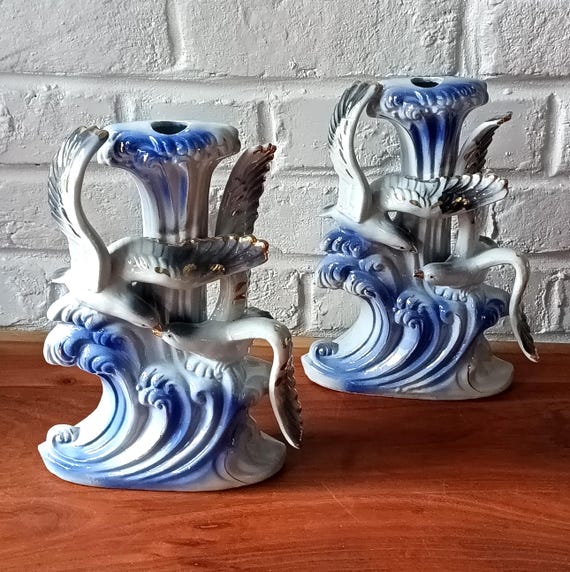Pair of vintage seagull statuettes/vases