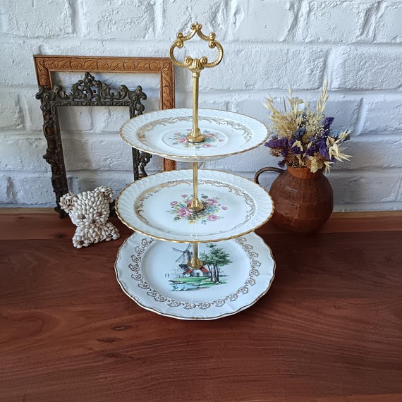 Three-tier porcelain cake stand, SDV (Sarreguemines Digoin Vitry) France