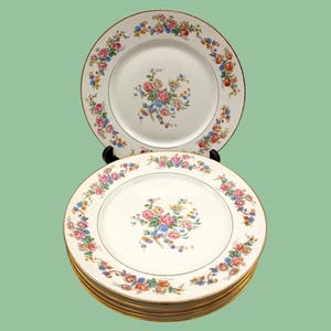 6 FLAT PLATES porcelain flower pattern, vintage ceramic tableware