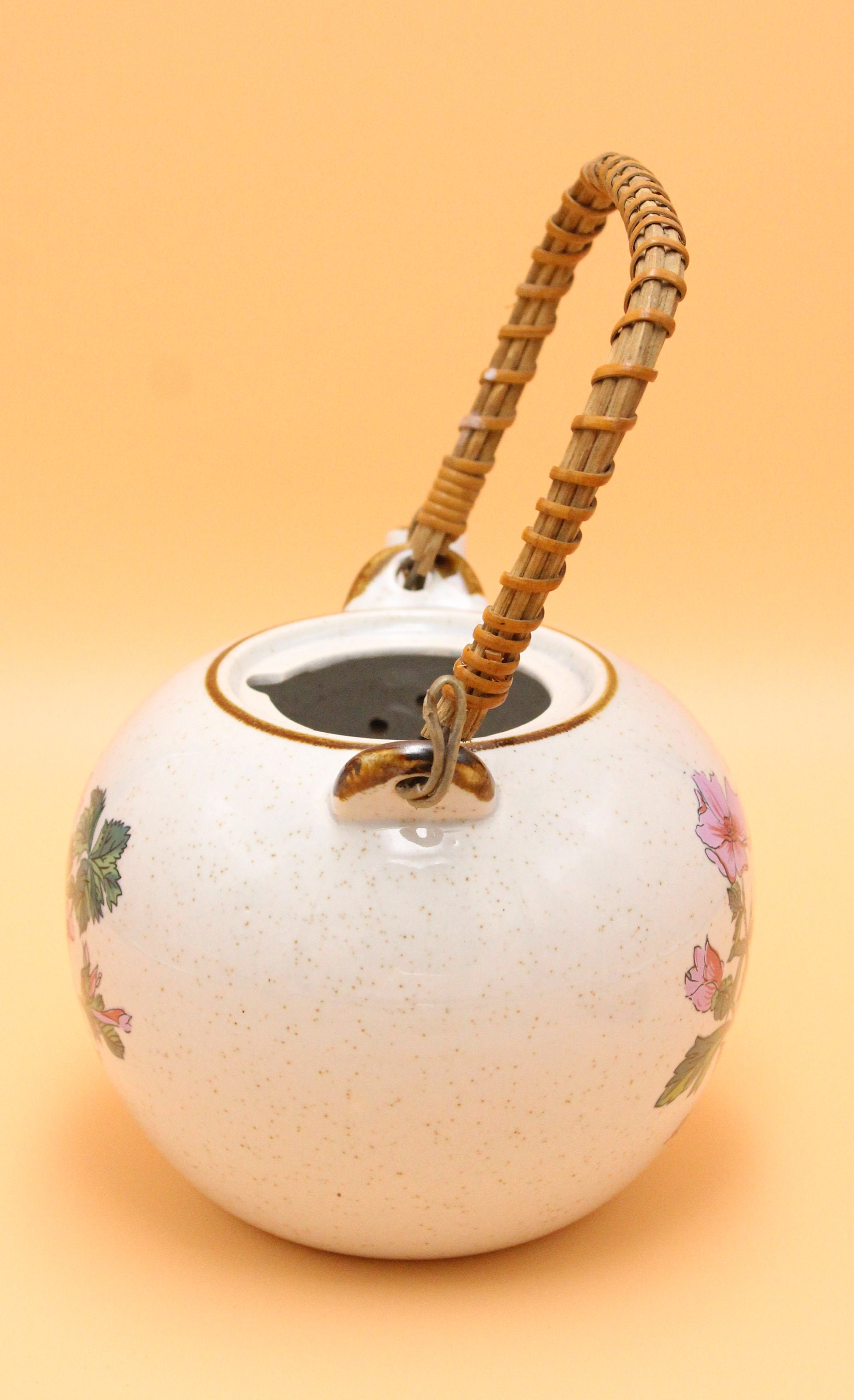 Japanese style TEAPOT with a pretty vintage flower image