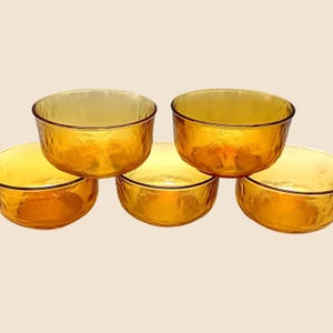 Set of 5 amber glass BOWLS, Dessert bowl, fruit bowls