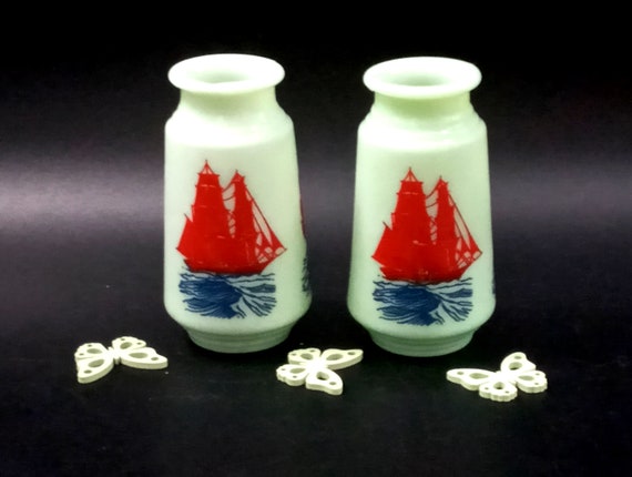 Duo of mini Vintage VASES in pale green opaline with caravel boat motif