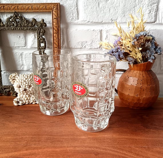 Set of 2 vintage beer mugs in thick, honeycomb-patterned glass