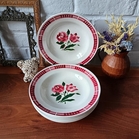 7 Sarreguemines Digoin soup plates with Dijon pattern