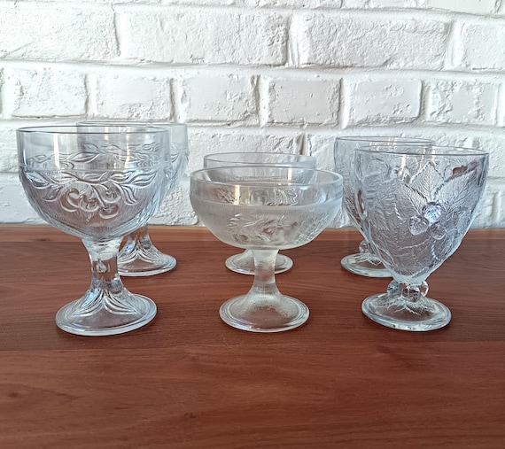 Set of 6 assorted vintage ice cream cups