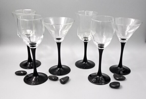 6 mismatched vintage black stemmed GLASSES to give a modern touch to your table!
