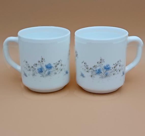 2 MUGS Arcopal France white opaline vintage ROMANTIC pattern