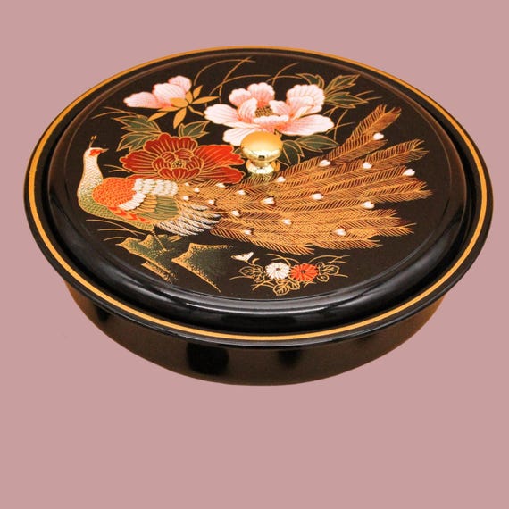 Vintage lacquered appetizer cup in black lacquered plastic, with peacock and flower decoration