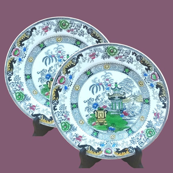 Pair of decorative PLATES CREIL and MONTEREAU