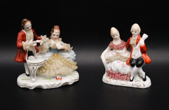 Small vintage porcelain figurines, porcelain statuette, musician