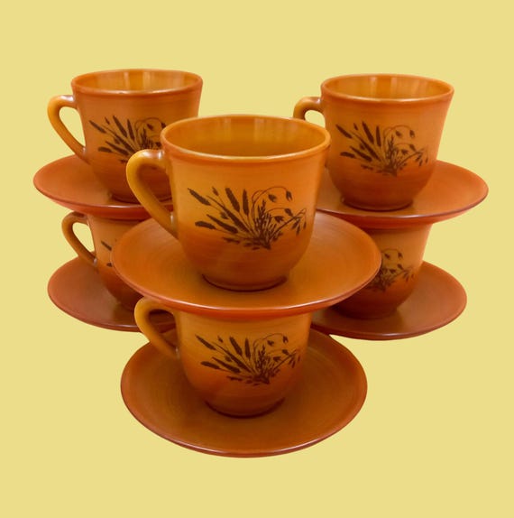 CUPS "ARCOPAL VOLCAN", Vintage Coffee Cups 70's, France