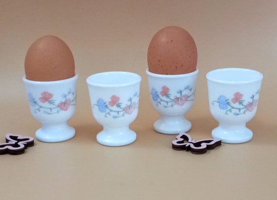 4 Egg Cups, Old French Vintage, Opaline, Arcopal, Sweet Pea