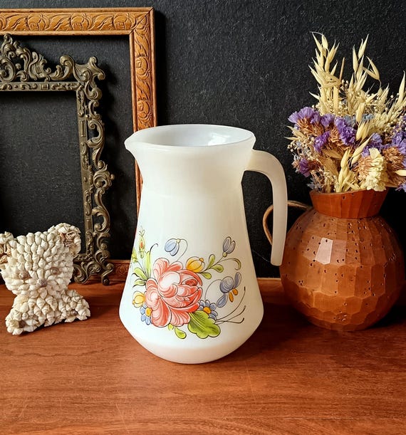 White Arcopal carafe with floral pattern, vintage pitcher, water jug, milk glass, 70s coffee pot