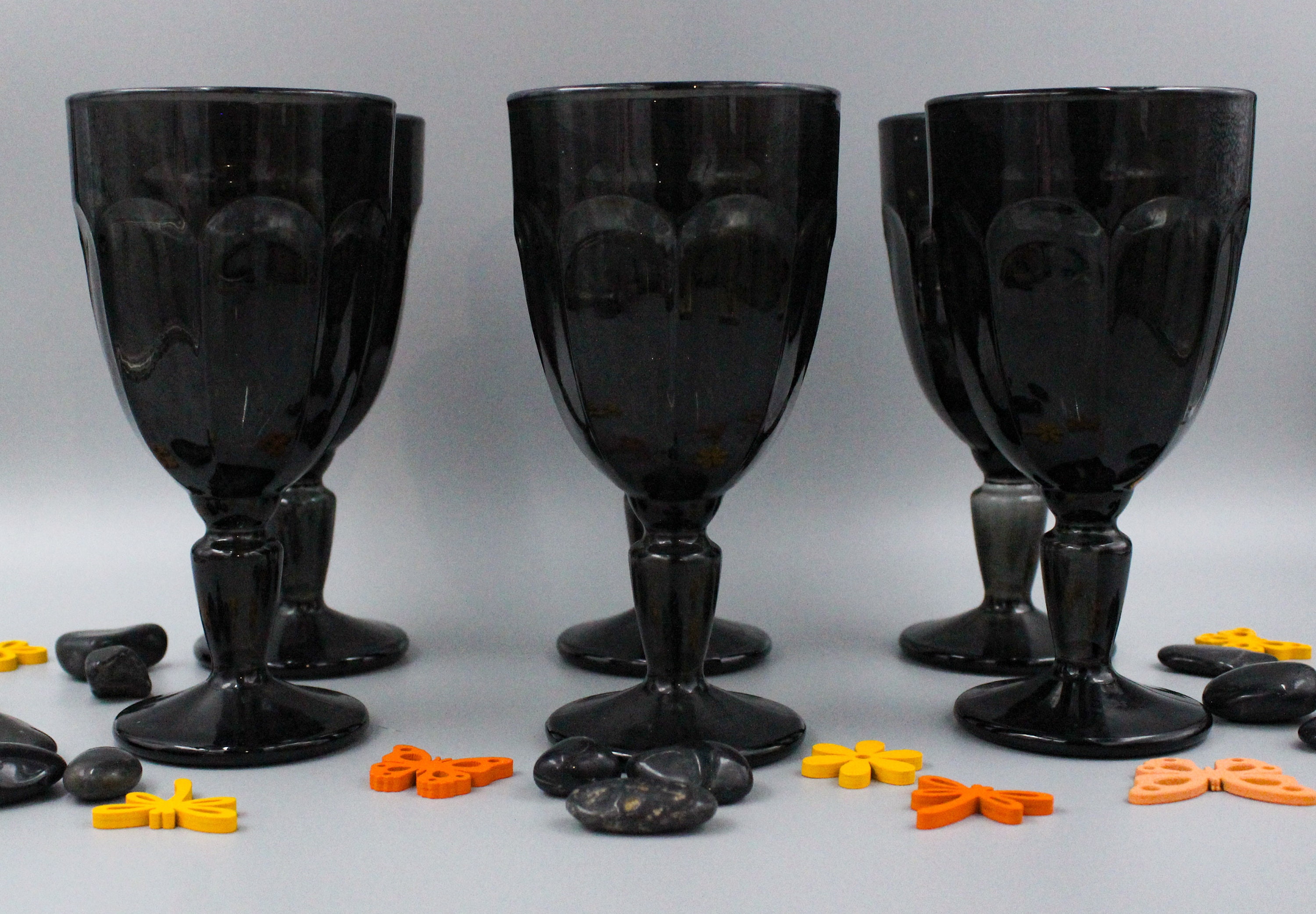 6 Superbes Verres à Pied Noir Vintage