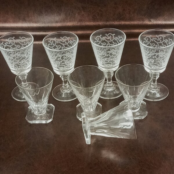 8 pretty vintage vodka rum liqueur GLASSES assorted from the 40s/80s