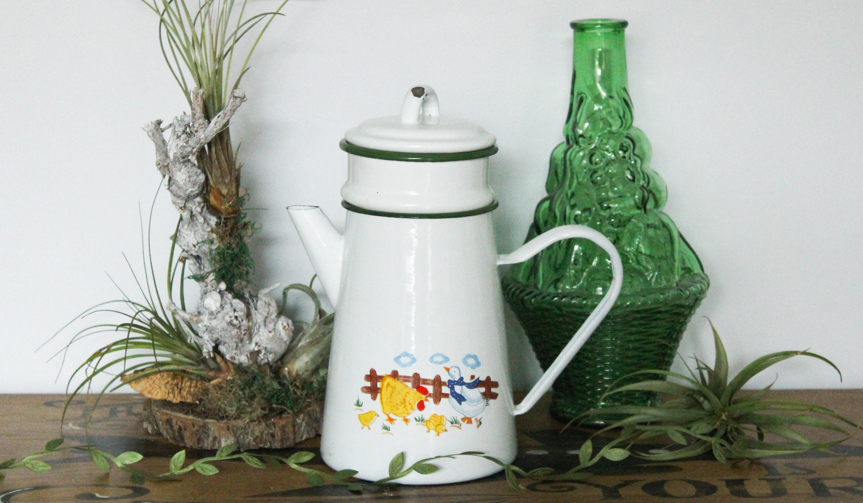 Cafetiere Émaillée Décor Basse Cour, Déco Vintage, Café, Complète avec Filtre et Couvercle