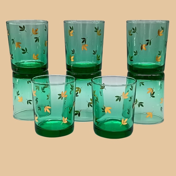 6 or 8 small GLASSES, 9 cl, emerald green and gold, vintage France Luminarc