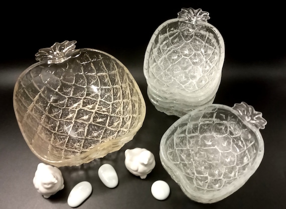 Textured glass pineapple salad bowl with 6 pineapple cups, dessert serving set, large bowl, vintage serving glass