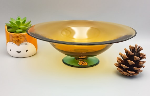 COUPE on foot, compote bowl, centerpiece in vintage pressed glass, yellow and turquoise blue