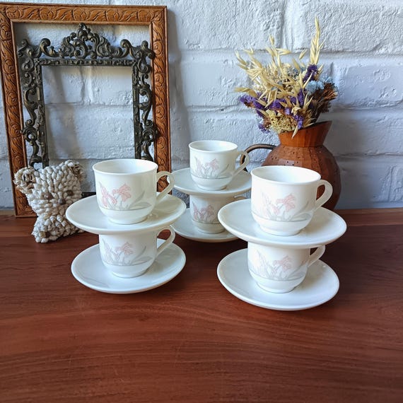 6 or 9 cups with saucers in opaline glass, ARCOPAL 1980, retro, vintage.