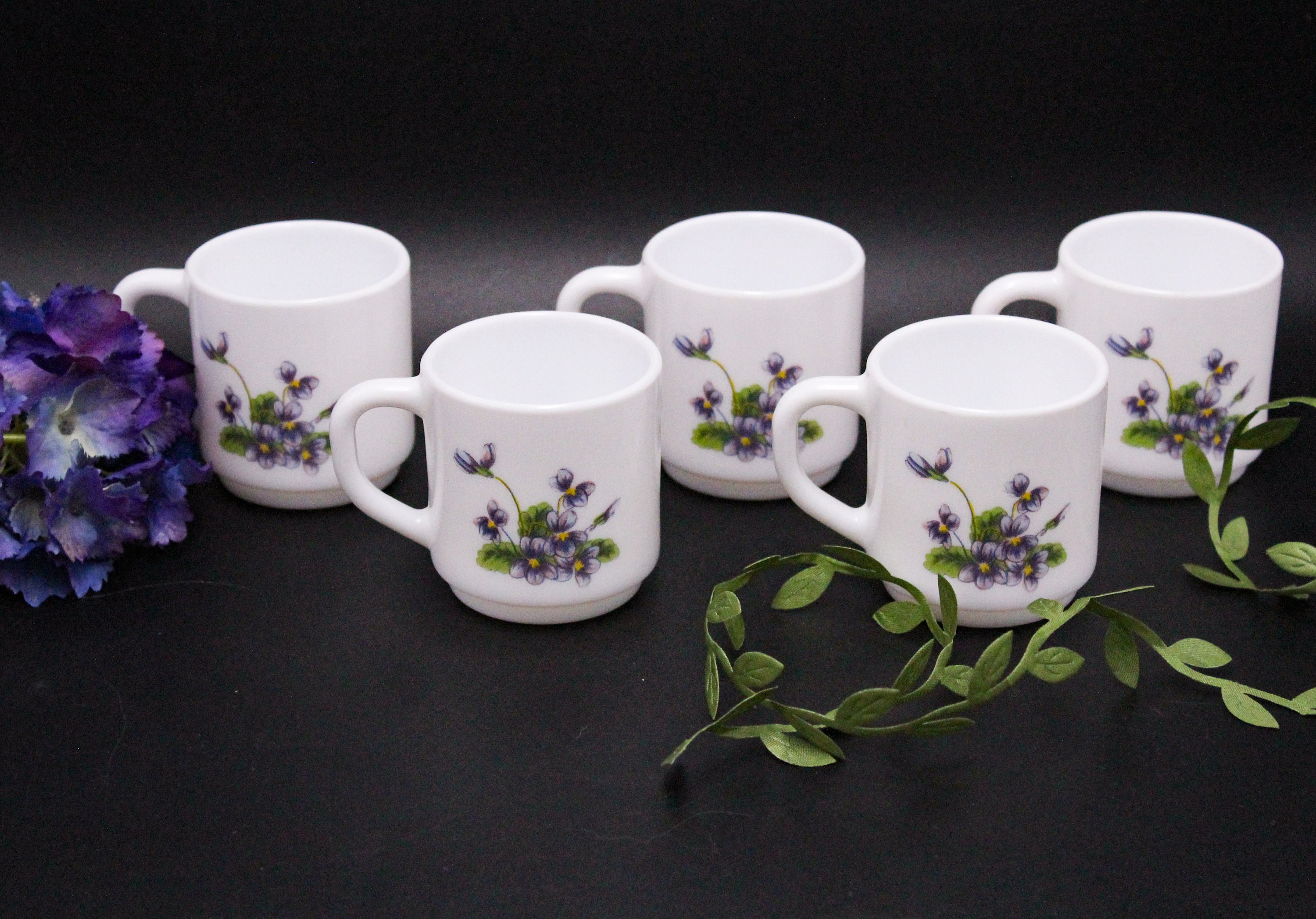5 Tasses à Expresso Arcopal Décor Violettes France Vintage