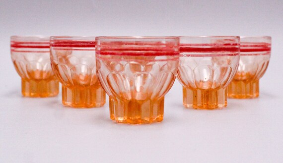 6 retro pink glass glasses with red rim, 1950s liqueur glasses, molded pink glass