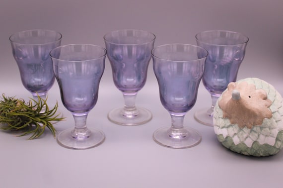 5 vintage stemmed crystal glasses from Arc France