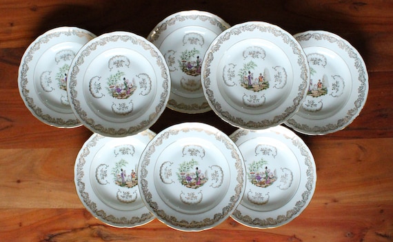 8 DEEP PORCELAIN PLATES with Asian scene motif, vintage, Berry Haute compagnie nationale porcelaine
