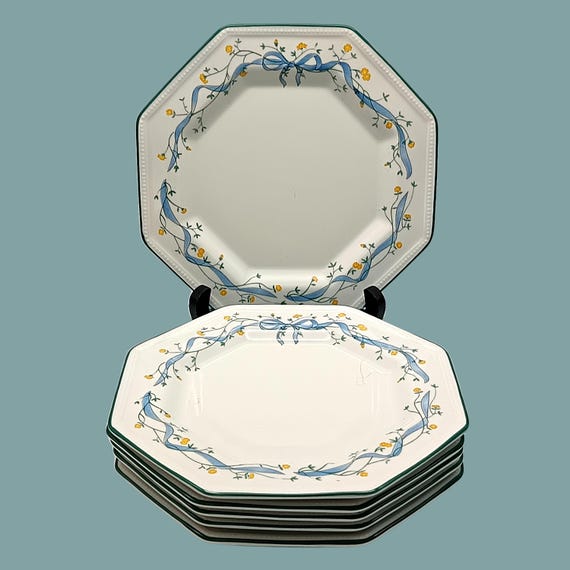 6 Octagonal dessert plates in vintage floral pattern porcelain Johnson Brothers England